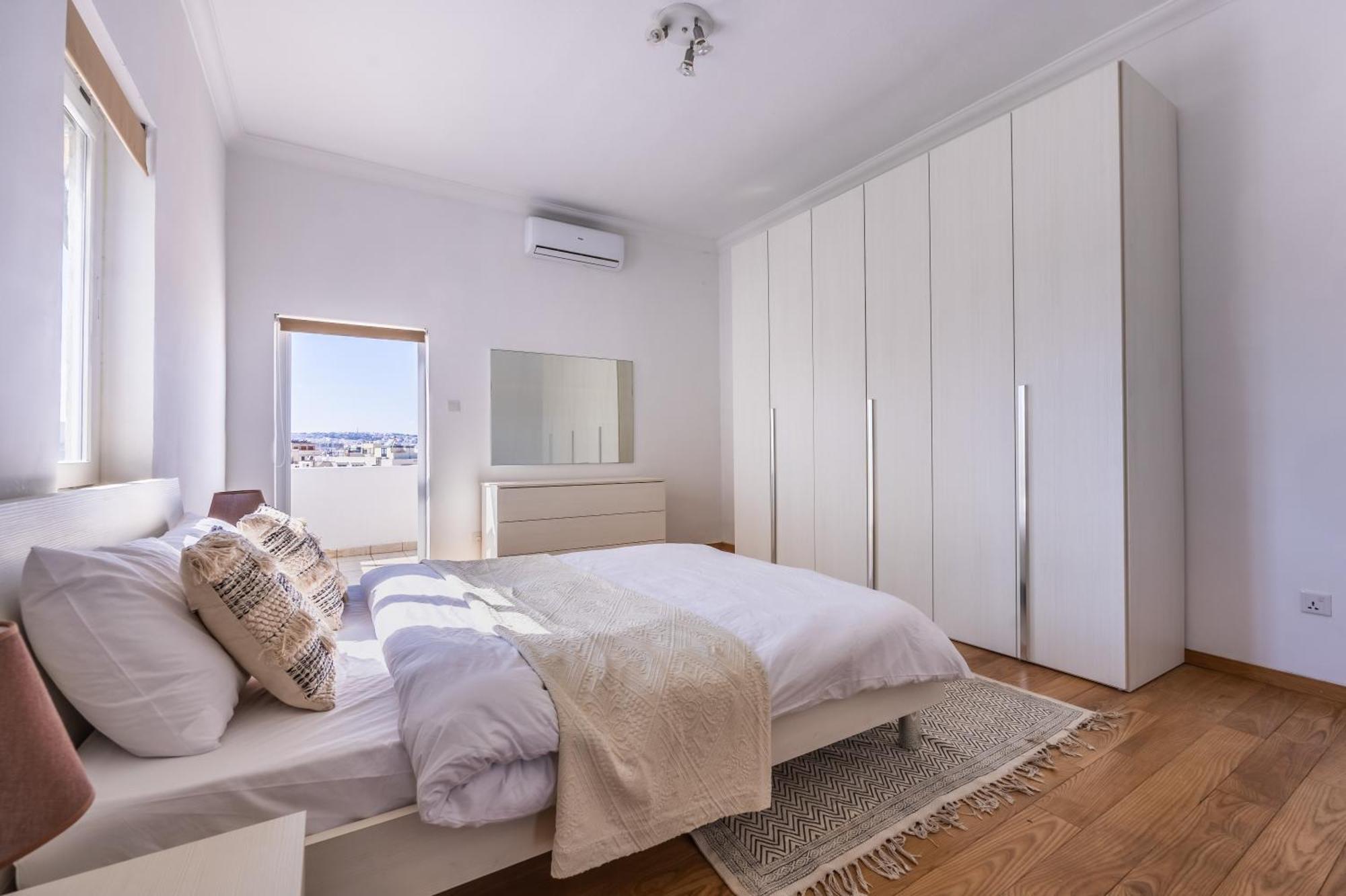 Stunning - Seaview Penthouse 3-Bed + Parking Apartment Sliema Exterior foto