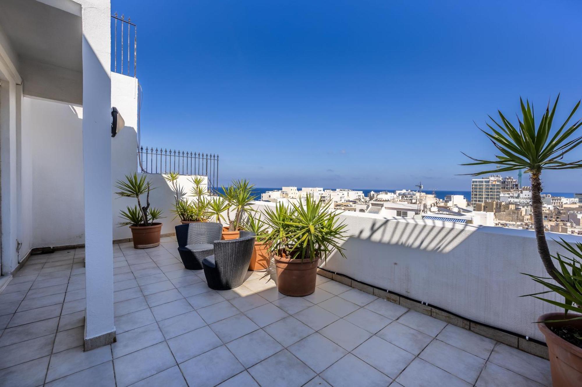 Stunning - Seaview Penthouse 3-Bed + Parking Apartment Sliema Exterior foto