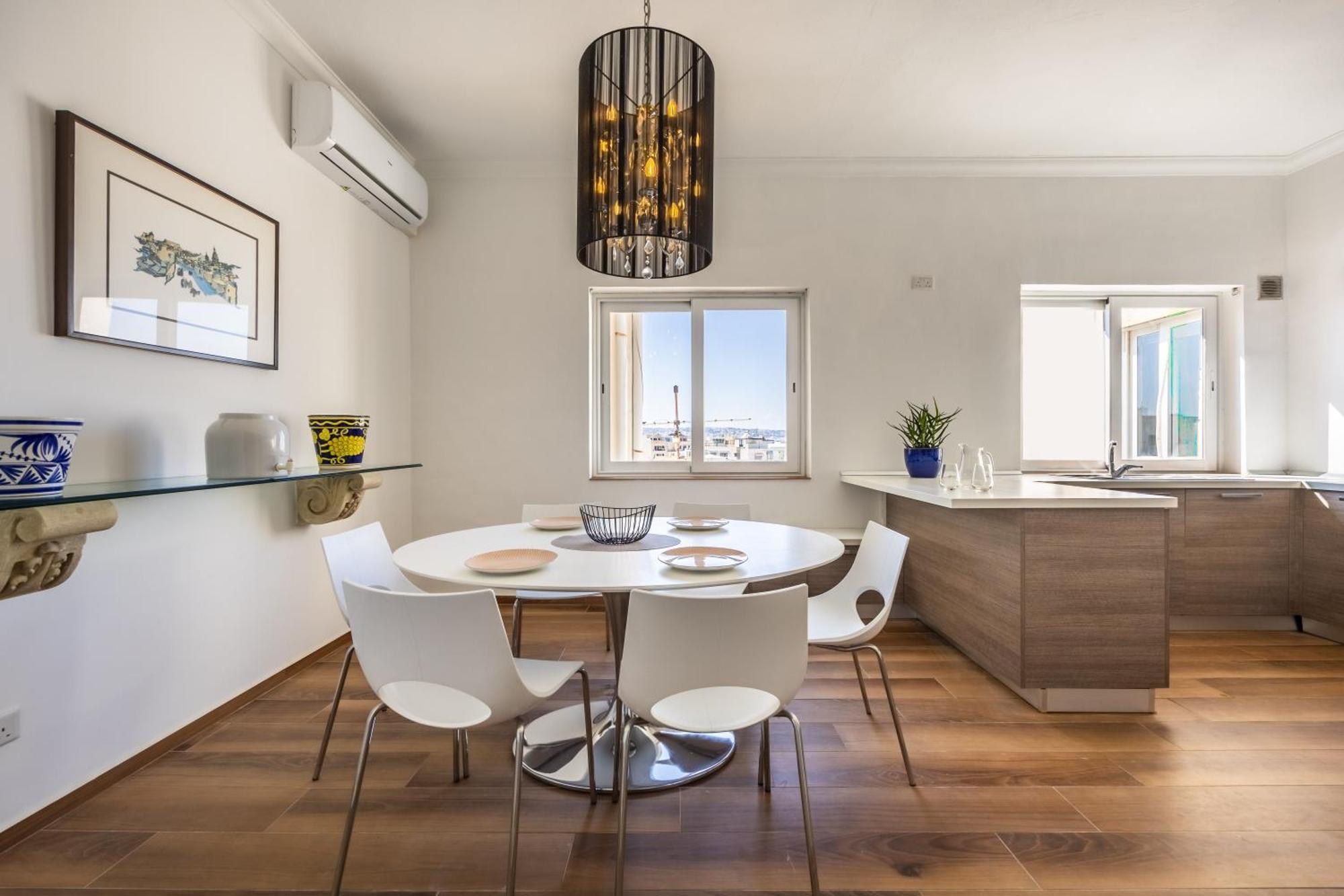 Stunning - Seaview Penthouse 3-Bed + Parking Apartment Sliema Exterior foto