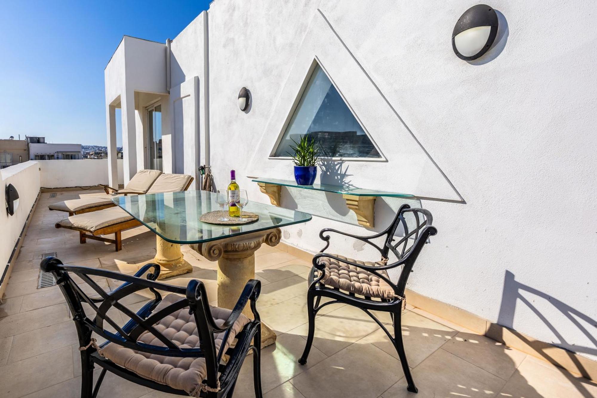 Stunning - Seaview Penthouse 3-Bed + Parking Apartment Sliema Exterior foto